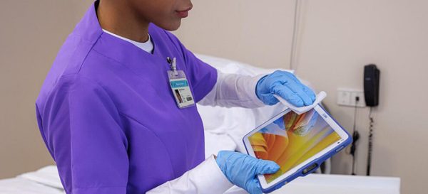 Tablet médico 10.1" com IP65- Zebra ET40-HC